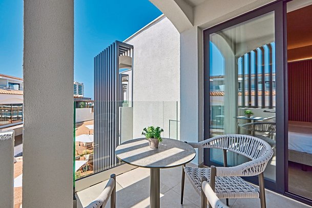 Universal Grand León & Spa - Wohnbeispiel Doppelzimmer Gartenblick (Zimmercodierungen DBG, DCG, DB1 & DC1)