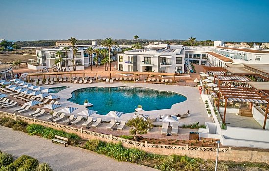 Universal Grand León & Spa