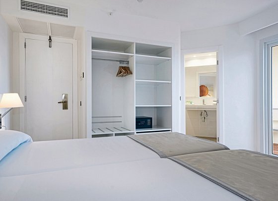 THB Maria Isabel - Wohnbeispiel Doppelzimmer Meerblick (Zimmercodierung DBM)