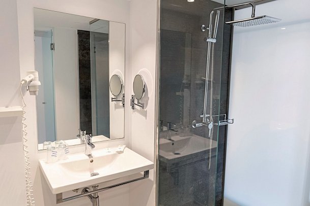 BQ Cala Ratjada - Beispiel Bad (Zimmercodierung DB1)