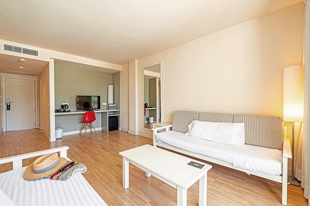 Intelier Rosella - Wohnbeispiel Juniorsuite (Zimmercodierungen JB1 & JBP)