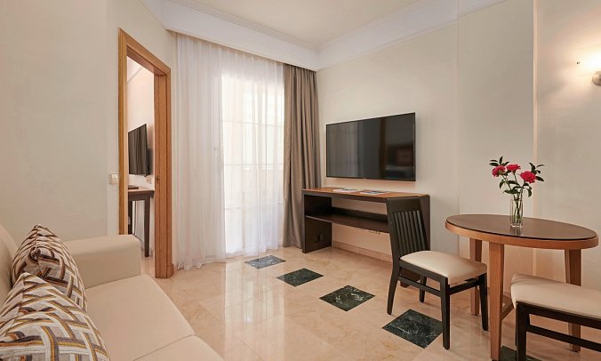 Grupotel Playa de Palma Suites & Spa - Wohnbeispiel Suite (Zimmercodierung WB1)