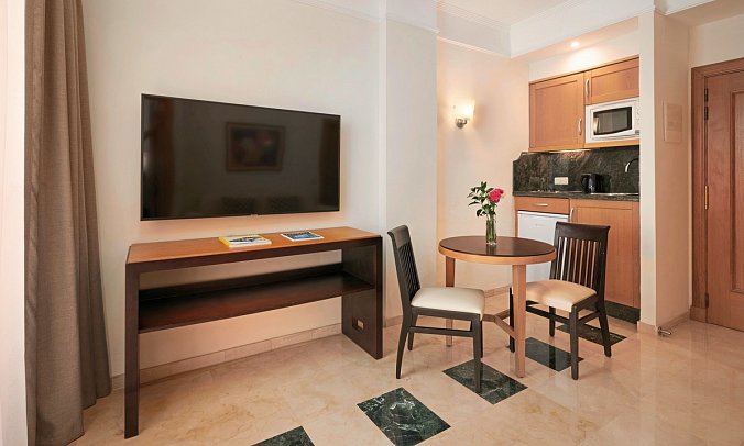 Grupotel Playa de Palma Suites & Spa - Wohnbeispiel Suite (Zimmercodierung WB1)