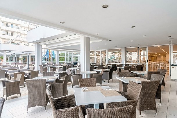 Alua Gran Camp de Mar