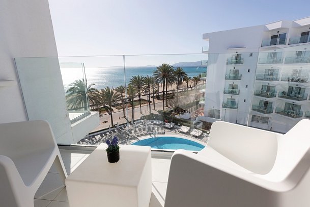 HM Tropical - Wohnbeispiel Doppelzimmer seitl. Meerblick (Zimmercodierungen D1N, D2N & DCN)