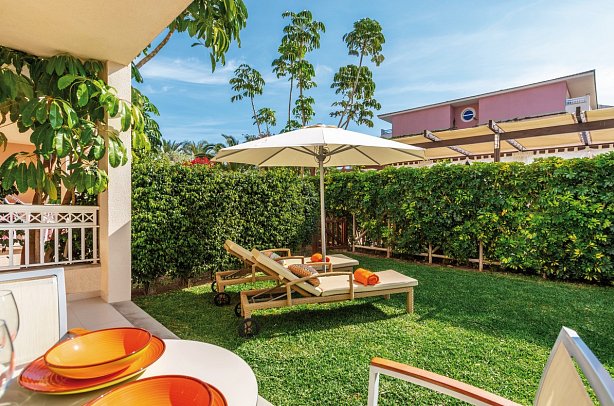 VIVA Blue & Spa - Beispiel Terrasse (Zimmercodierungen AB2 & AB4)