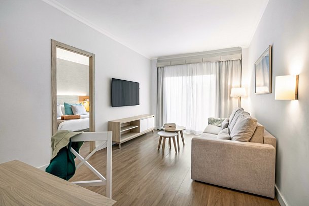 VIVA Blue & Spa - Wohnbeispiel Appartement 1 Schlafzimmer mit privatem Garten und Pool Selection Club (Zimmercodierung ANQ)