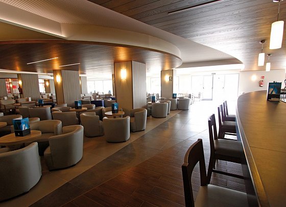 BG Tonga Tower Design Hotel & Suites