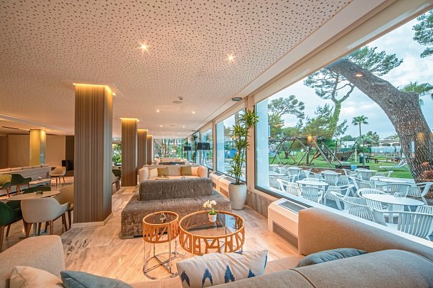 Playa Esperanza Resort