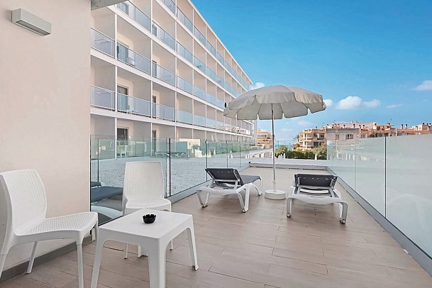 Alua Leo - Beispiel Terrasse (Zimmercodierung DS1)