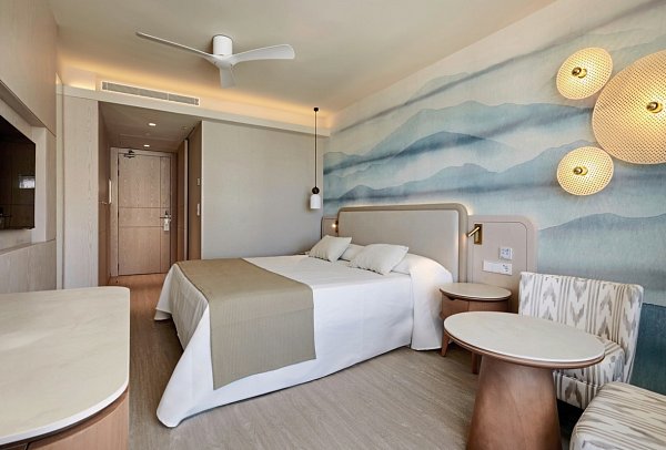 Hipotels Flamenco - Wohnbeispiel (Zimmercodierungen D1N, DCN & DBM)