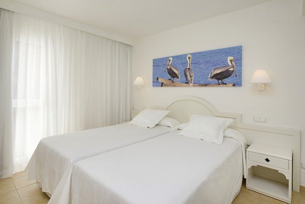 Iberostar Waves Ciudad Blanca - Wohnbeispiel (Zimmercodierungen AB1, AB2, A1G, A2G, A1M & A2M)