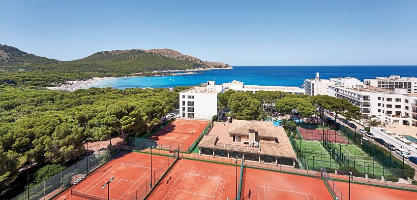 S'Entrador Playa & Spa