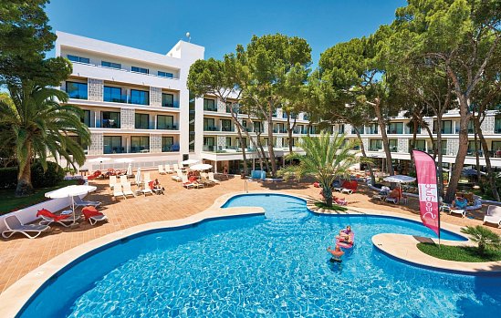 S'Entrador Playa & Spa