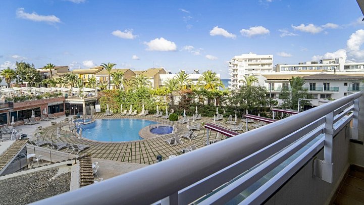 Globales Janeiro - Beispiel Balkon (Zimmercodierungen DBP, D2P & D3P)
