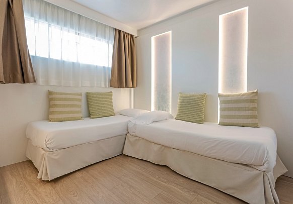 Marins Playa - Wohnbeispiel Suite (Zimmercodierungen WB1 & WB2)