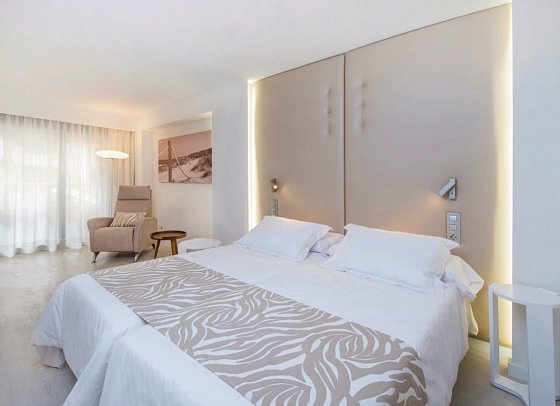Iberostar Waves Cala Millor - Wohnbeispiel Doppelzimmer (Zimmercodierungen DB1, DB2, D1N, D2N, D1G, D2G, D3G, D4G, D1M & D2M)