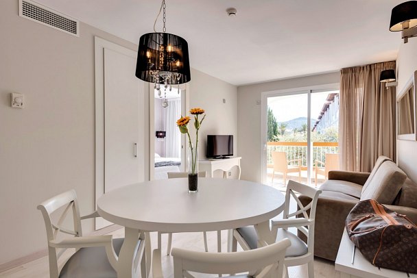 Alcudia Garden - Wohnbeispiel Suite (Zimmercodierungen WB1 & WB2)