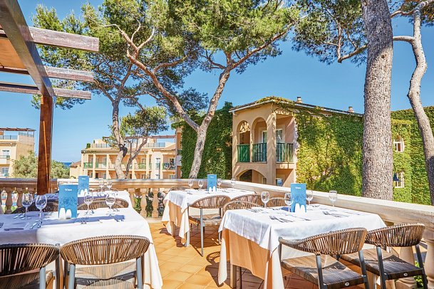 Zafiro Cala Mesquida