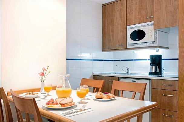 Hipotels Bahía Grande - Wohnbeispiel Appartement 1 Schlafzimmer (Zimmercodierung AB1)