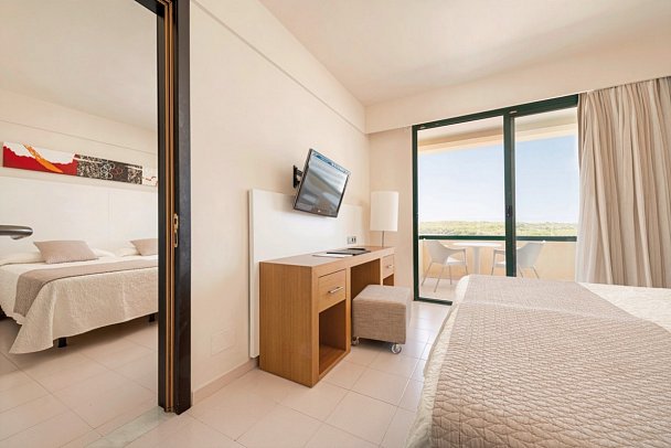 Welikehotel Marfil Playa - Wohnbeispiel Familienzimmer mit Verbindungstür (Zimmercodierung FV1)