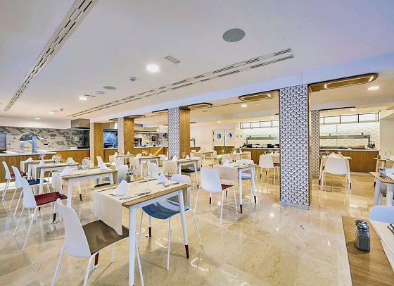 MLL Mediterranean Bay