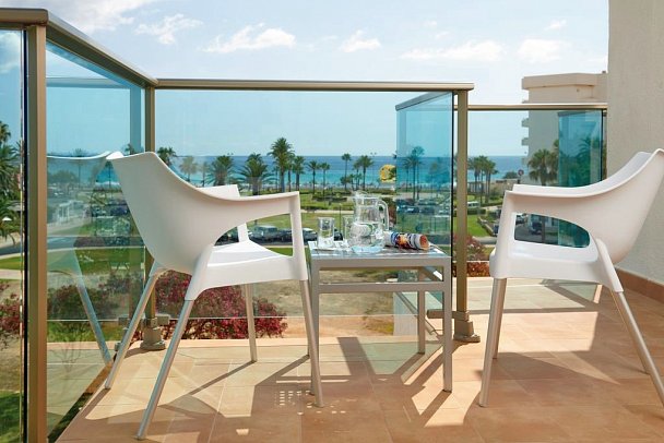 Hipotels Cala Millor Park - Wohnbeispiel Juniorsuite Meerblick (Zimmercodierung JBM)