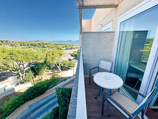 Eix Platja Daurada & Spa - Beispiel Balkon (Zimmercodierungen DB1, DB2, DC1, DC2, D1N & D2N)
