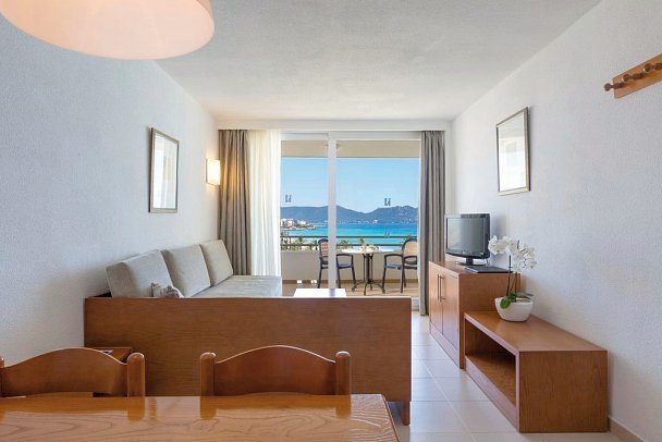 Hipotels Mercedes - Wohnbeispiel (Zimmercodierungen ABN & OBN)