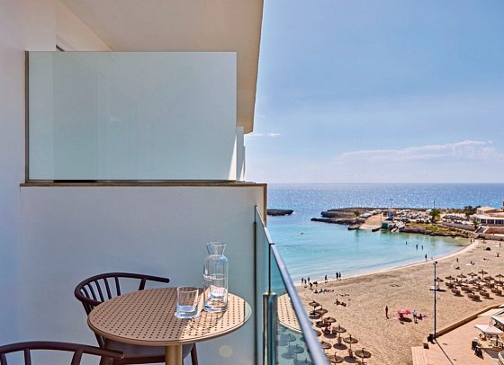 Universal Hotel Perla - Beispiel Balkon (Zimmercodierung DBN)