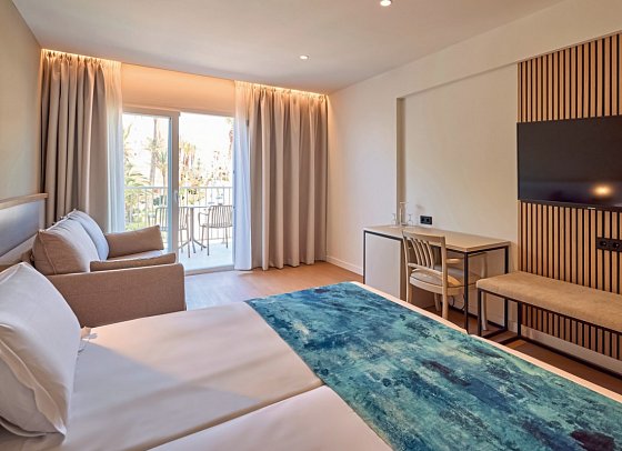 Universal Hotel Romántica - Wohnbeispiel (Zimmercodierungen FB1 & FBM)