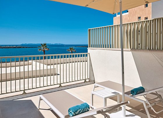 Universal Hotel Romántica - Beispiel Balkon (Zimmercodierung FBM)
