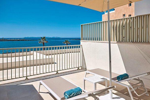 Universal Hotel Romántica - Beispiel Balkon (Zimmercodierung FBM)