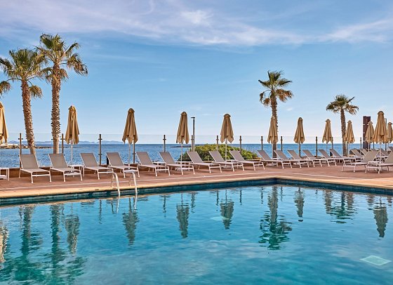 Universal Hotel Romántica