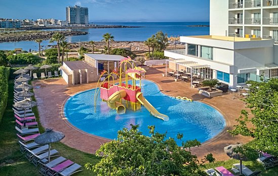 Universal Hotel Romántica