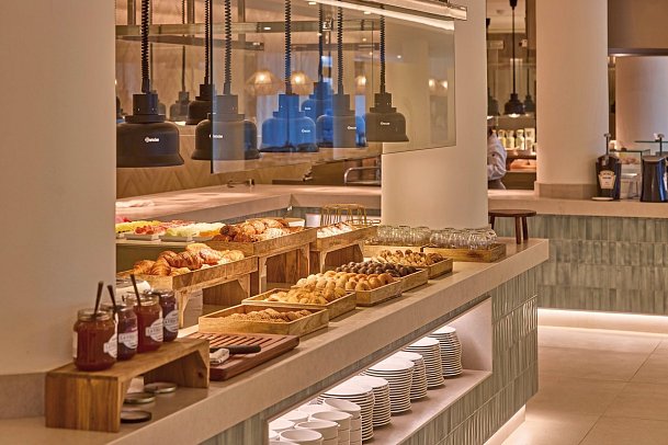 Universal Hotel Romántica