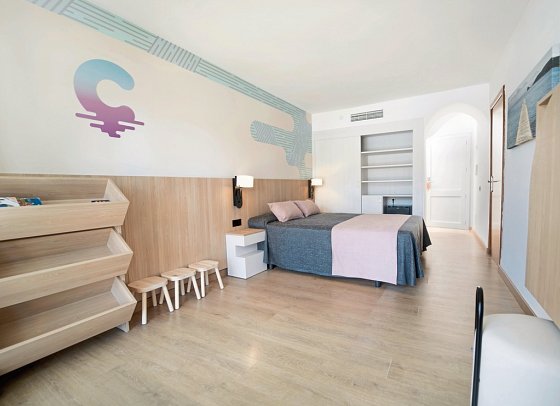 Calimera Fido Gardens - Wohnbeispiel Calimera Familienzimmer mit Verbindungstür (Zimmercodierung FV2)