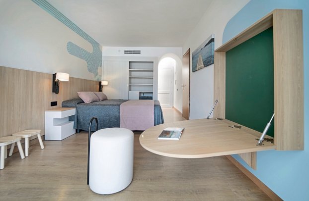 Calimera Fido Gardens - Wohnbeispiel Calimera Familienzimmer mit Verbindungstür (Zimmercodierung FV2)