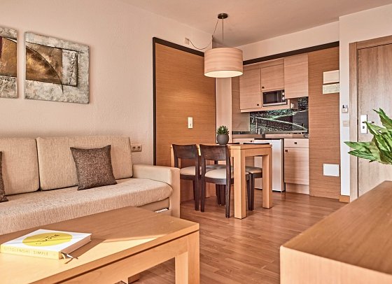 Zafiro Tropic - Wohnbeispiel Suite 1 Schlafzimmer Penthouse (Zimmercodierungen AT1 & AT2)