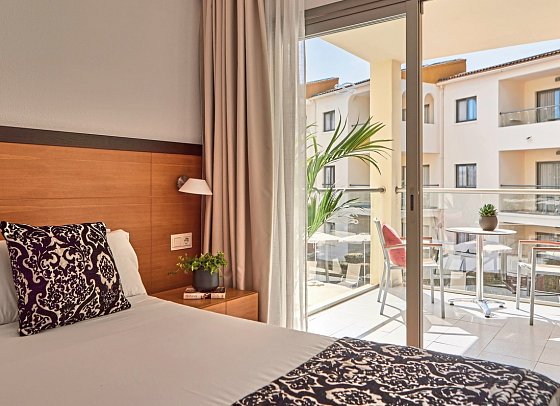 Zafiro Tropic - Wohnbeispiel Suite 2 Schlafzimmer (Zimmercodierungen OB1 & OB2)