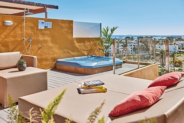 Zafiro Tropic - Wohnbeispiel Suite 1 Schlafzimmer Penthouse (Zimmercodierungen AT1 & AT2)