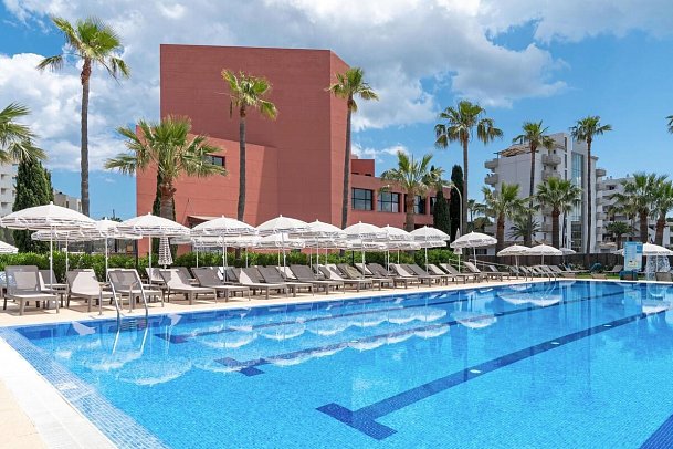 Cala Millor Garden