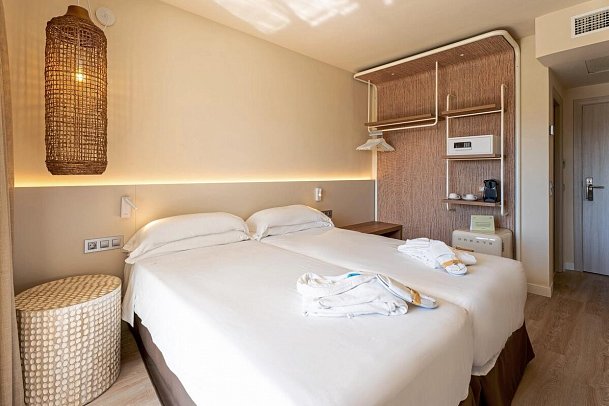 Cala Millor Garden - Wohnbeispiel Doppelzimmer Panoramablick (Zimmercodierung DB6/DB7/DN1/DN2)