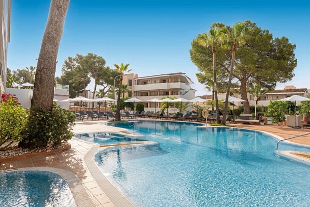 Valentin Somni Hotel & Suites