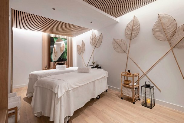 Valentin Somni Hotel & Suites