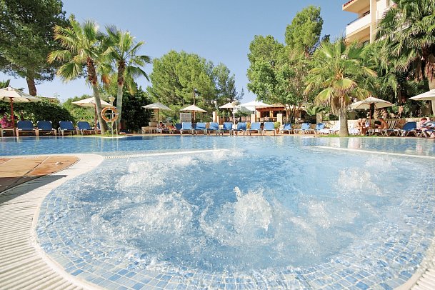 Valentin Somni Hotel & Suites