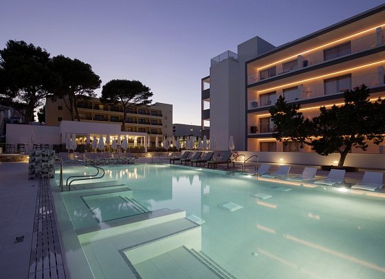 Bella Playa & Spa