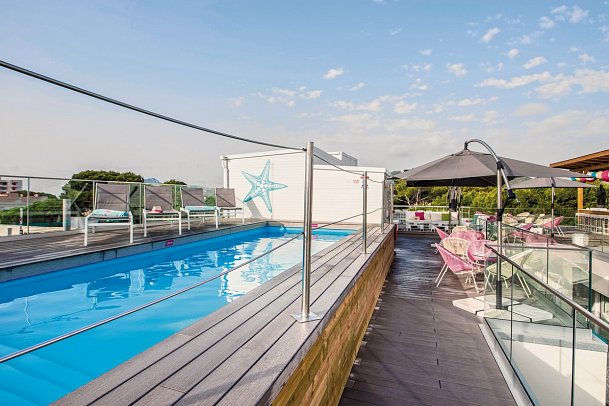 Onmood Cala Ratjada by PortBlue