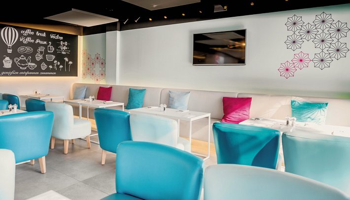 Onmood Cala Ratjada by PortBlue