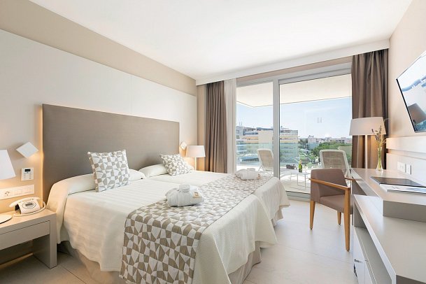 Hipotels Gran Playa de Palma - Wohnbeispiel Doppelzimmer Poolblick (Zimmercodierung DBP)